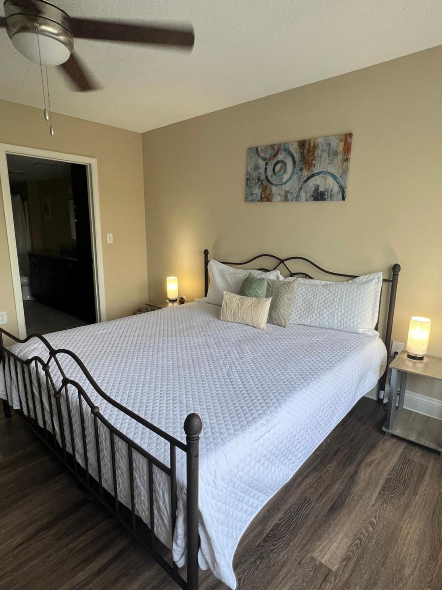 Spacious 2 Bed, 2 Bath Uptown Gem In The Heart Of The City-Parking-Wi-Fi-Balcony Cgv Charlotte Eksteriør bilde